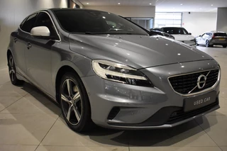 Volvo V40 Volvo V40 T3 153pk Polar+ Sport | Panodak | Camera | Keyless | Styling Kit - afbeelding nr 12