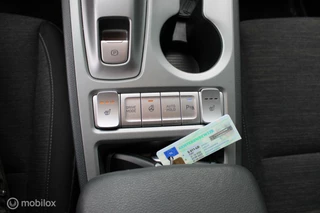 Hyundai Kona Hyundai Kona EV Fasion Sky 64 kWh fase 3 lader, LED STOEL- EN STUURVW TREKHAAK - afbeelding nr 8
