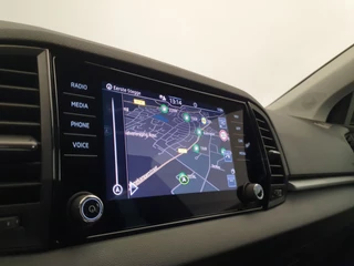 Škoda Karoq Škoda Karoq 1.5 TSI 150pk DSG/AUT Business Edition Camera, Winterpakket, Virtual cockpit - afbeelding nr 12