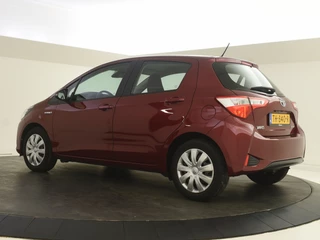 Toyota Yaris Toyota Yaris 1.5 Hybrid Energy | Navigatie | Camera - afbeelding nr 2