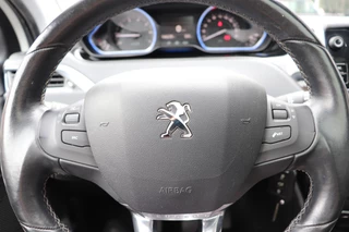 Peugeot 2008 Peugeot 2008 1.2 PureTech Allure. Navigatie, trekhaak, dealer onderhouden. - afbeelding nr 16