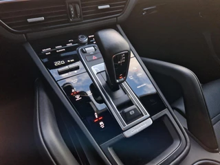 Porsche Cayenne Porsche Cayenne 3.0 E-Hybrid Platinum Edition /Sport design pak. /Incl BTW - afbeelding nr 19