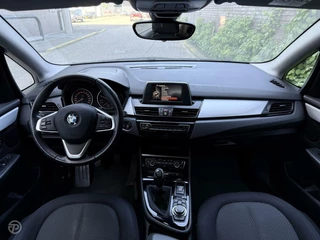 BMW 2 Serie BMW 2-serie Active Tourer 216d Corporate Lease Essential LED Navigatie Dealer Onderhouden - afbeelding nr 2