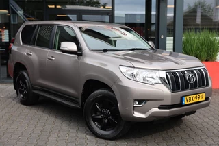 Toyota Land Cruiser Landcruiser 150 2.8 D-4D 5DRS COMFORT A/T VAN