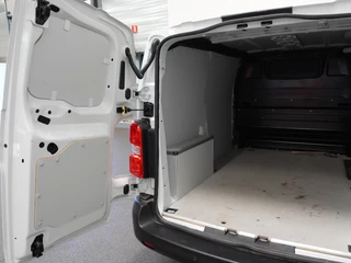 Peugeot Expert Peugeot Expert 1.5 BlueHDI 120PK L2 Airco Navigatie Cruise control Trekhaak - afbeelding nr 33