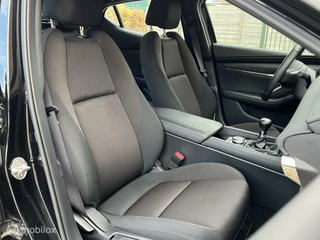 Mazda 3 Mazda 3 2.0 e-SkyActiv-G | 360°Camera | HUD | Stuurverw. | Stoelverw. | 1e eignr. | Dealeronderh. - afbeelding nr 25