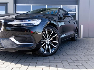 Volvo V60 Volvo V60 2.0 T6 Plug-in hybrid AWD Plus Bright Trekhaak - afbeelding nr 47