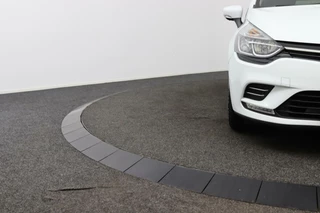 Renault Clio Renault Clio Estate 0.9 TCe Zen | Carplay | Navi | Airco - afbeelding nr 32
