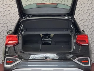 Audi Q2 Audi Q2 35 TFSI 1.5 ✅NIEUW MODEL✅ S EDITION 150PK VIR.COCKPIT ELEK.KLEP TOUCHSCREEN CARPLAY NAVI CAMERA MATRIX LED STOELVERW. PDC KEYLESS 11/2024 