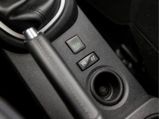 Renault Captur (APPLE CARPLAY, NAVIGATIE, CLIMATE, LED KOPLAMPEN, SPORTSTOELEN, CRUISE, PARKEERSENSOREN, NIEUWE APK, NIEUWSTAAT) - afbeelding nr 23