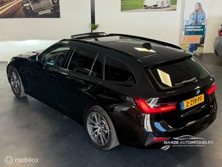 BMW 3 Serie BMW 3-serie Touring 330e High Executive PANO|HUD|Laser - afbeelding nr 3