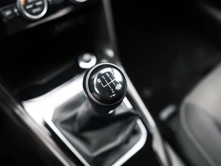 Volkswagen T-Roc Volkswagen T-Roc 1.5 TSI Sport CarPlay Camera Cruise - afbeelding nr 36