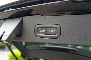 Volvo V60 Volvo V60 MY23 AWD T6 350PK RECHARGE  LONG RANGE PLUS DARK | GOOGLE | ACC | BLIS - afbeelding nr 39