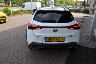 Lexus UX - afbeelding nr 8