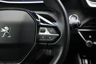 Peugeot e-208 Peugeot e-208 GT 350 50 KWH - Carplay, Digitaal Cockpit, Camera, Stoelverw. SOH 90% - afbeelding nr 19