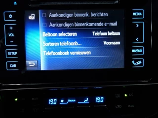 Toyota Auris Toyota Auris 1.8 Hybrid Touring Sports Executive / Pano - afbeelding nr 55