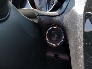 Suzuki Swift Suzuki Swift 1.0 BoosterJet 111pk Smart Hybrid Stijl | Navi | Clima | Adap.Cruise | Led Koplampen | Keyless Entry | Achteruitrijcamera | Stoelverwarming | Rijstrook+Licht+Regensensor | Privacy Glass |16'' - afbeelding nr 18