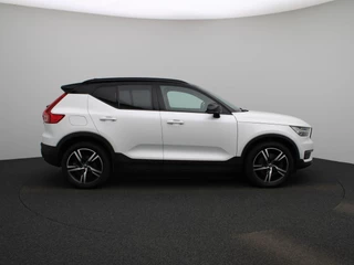Volvo XC40 Volvo XC40 1.5 T5 Recharge R-Design | Panoramadak | Harman/Kardon | 360 camera | Memorystoelen | Alcantara | - afbeelding nr 6