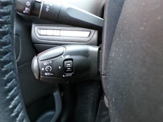 Peugeot 2008 Peugeot 2008 1.2 PureTech Blue Lion 1E EIGENAAR DISTRIBUTIERIEM VERVANGEN..... - afbeelding nr 20