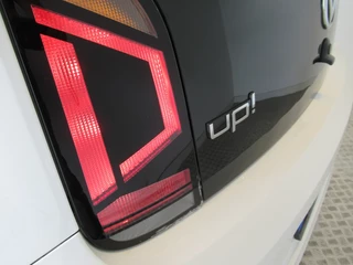 Volkswagen up! Volkswagen up! 1.0 BMT move up! NAP Airco 5-deurs DAB - afbeelding nr 15