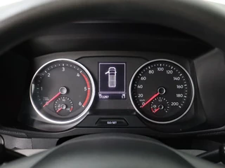 Volkswagen Crafter Volkswagen Crafter 2.0TDI 140PK L3H3 | 3000Kg Trekhaak Afneembaar | Camera | Airco | Betimmering | 3-Persoons - afbeelding nr 9