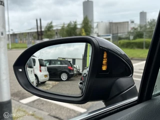 Volkswagen Passat Volkswagen Passat 1.4 TSI GTE Highline|Pano 360° Camera Dyna - afbeelding nr 11