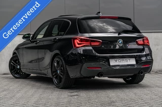 BMW 1 Serie BMW 1-serie M140i xDrive Harman Kardon Dak Leer - afbeelding nr 4