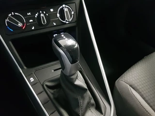 Volkswagen Polo Volkswagen Polo 1.0 TSI Life Automaat Navigatie Digitale Cockpit Airco Parkeer sensoren V+A LED Lichtmetalen Velgen - afbeelding nr 20