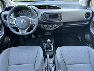 Toyota Yaris Toyota Yaris 1.0 VVT-i Comfort | AIRCONDITIONING | BLUETOOTH | LICHTMETALEN VELGEN - afbeelding nr 10