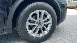 Ford Kuga Ford Kuga 2.5 PHEV Titanium | Panoramadak | Adaptive cruise control | Winter Pack | Dodehoeksensoren | Camera | Navigatie - afbeelding nr 4