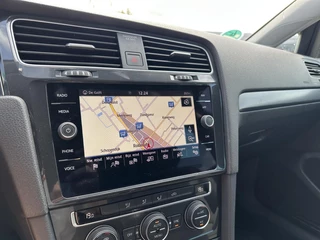 Volkswagen Golf Volkswagen Golf 1.0 TSI Comfortline Adaptive Cruise Carplay Navi Climate Trekhaak - afbeelding nr 14