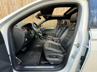 Volkswagen Tiguan Volkswagen Tiguan 1.5 TSI R-line Automaat | Panorama | Leer | LED Verlichting | Actief Demping Systeem | Achteruitrijcamera | Black Style | 20 inch velgen | Elektrische verstelbare stoelen | Afneembare trekhaak - afbeelding nr 8