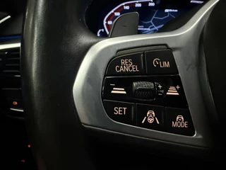 BMW 5 Serie HEAD-UP/LASER/ACC/TREKHAAK/360CAMERA/ALCANTARA/KEYLESS/SHADOW-LINE/DRIVING ASS PRO/SFEER/STUUR+STOELVERWARMING/LIVE COCKPIT/M-AERODYNAMIC/SOPHISTOGRAU/VOLLEDIG BMW DEALER HISTORIE - afbeelding nr 34