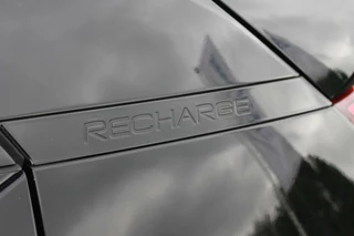Volvo XC40 Volvo XC40 T4 Recharge R-Design | Parkeercamera | Stoelverwarming | Leder | Trekhaak | Glossy Black | Keyless - afbeelding nr 11