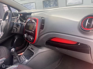Renault Captur Renault Captur 0.9 TCe Helly Hansen / 5 deurs / 67DKM / NAP! - afbeelding nr 13