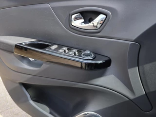 Renault Captur Renault Captur 0.9 TCe Dynamique R-Link (Vol-Opties) Two-Tone - afbeelding nr 9