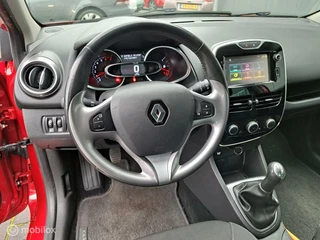 Renault Clio Renault Clio 0.9 TCe Eco2 Limited - afbeelding nr 17