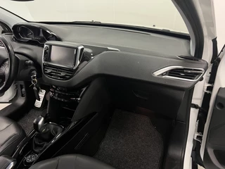 Peugeot 2008 Peugeot 2008 1.2 PT 111PK / Allure / Panoramadak / Climate.C / Navi / h.leder / - afbeelding nr 11