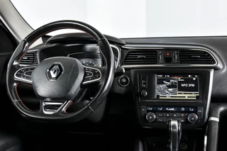 Renault Kadjar | Cruise | Stoelverw. | PDC | Camera | NAV | ECC | Trekhaak | LM 19
