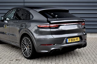 Porsche Cayenne Porsche Cayenne Coupé 3.0 E-Hybrid 462pk Sport Design | Panoramadak | 22'' Velgen | ACC | Head-Up | Bose | Sportchrono | Leder Dashbord | - afbeelding nr 41
