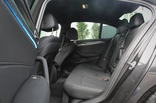 BMW 5 Serie BMW 5 Serie 530e M-Sport Sedan, Adaptieve Cruise, Trekhaak, Achteruitrijcame - afbeelding nr 14