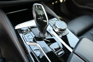 BMW 5 Serie BMW 5-serie 530e LCI | Softclose  | Stuurverwaming  | H&K  | - afbeelding nr 22