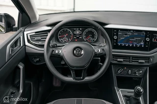 Volkswagen Polo Volkswagen Polo 1.0 TSI 116PK Highline LED ACC NAVI CARPLAY - afbeelding nr 16