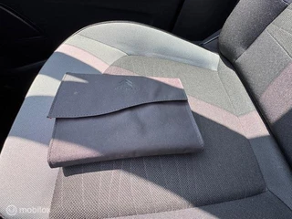 Citroën Grand C4 Picasso C4 Grand Picasso 1.6 Turbo165 pk 7 personen Business Navigatie , Camera , Trekhaak 1.500 trekgewicht  , Panorama dak , Climate & Cruise controle , Verwarmde voorstoelen , Keyless ,  Priveglas , Onderhouden door Citroen dealerr - afbeelding nr 45