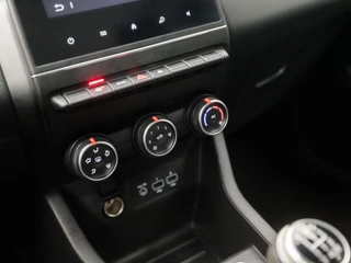 Renault Clio (APPLE CARPLAY, GROOT NAVI, LM VELGEN, SPORTSTOELEN, PARKEERSENSOREN, LED KOPLAMPEN, LANE ASSIST, NIEUWSTAAT) - afbeelding nr 9