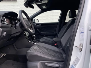 Volkswagen T-Roc Volkswagen T-Roc 1.5 TSI R-Line | CarPlay | Camera | ACC | IQ Light | Dodehoek | 18 inch - afbeelding nr 26