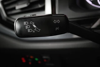 Volkswagen Polo Volkswagen Polo 1.0 TSI Comfortline (PARKEERSENSOREN, CRUISE ADAPTIEF, NAVIGATIE, NL-AUTO, GOED ONDERHOUDEN) - afbeelding nr 20