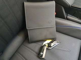 Volkswagen Tiguan Volkswagen Tiguan 1.5 eTSI 150pk DSG/AUT R-Line LEDER, Wegklapbare trekhaak, Panoramadak - afbeelding nr 22