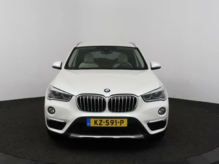 BMW X1 BMW X1 sDrive20i Centennial High Executive - afbeelding nr 5