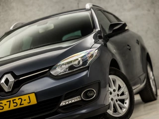 Renault Mégane Estate (NAVIGATIE, CLIMATE, GETINT GLAS, CRUISE, SPORTSTOELEN, LM VELGEN, PARKEERSENSOREN, ARMSTEUN, NIEUWE APK, NIEUWSTAAT) - afbeelding nr 16